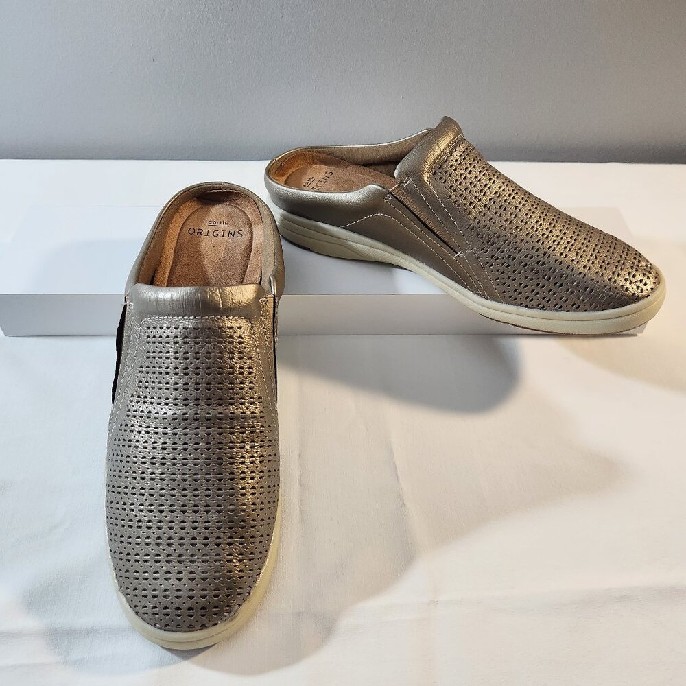Earth‎ Origins Metallic Perforated Comfort Slides – Women’s 9.5W Casual